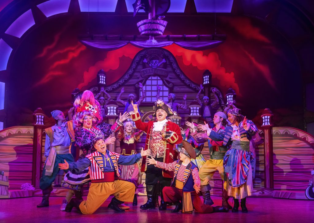 The cast from the All New Adventures of Peter Pan